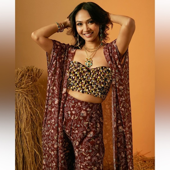 Pernia pop up 3 piece pant set - Picture 3 of 4